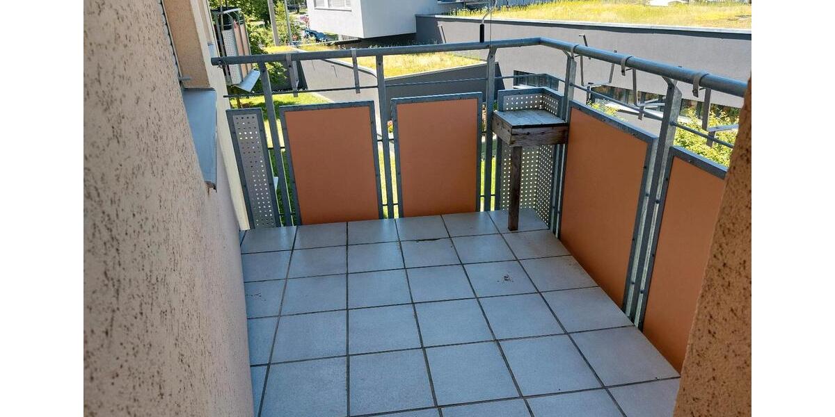 Etagenwohnung Esslingen am Neckar Pliensauvorstadt - 3 Zimmer, 57 m&sup2;, 219.000&euro; | Angebot:26907655