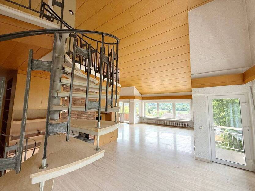 Außergewöhnliches Einfamilienhaus mit EinliegerWohnung in Remshalden zu verkaufen!