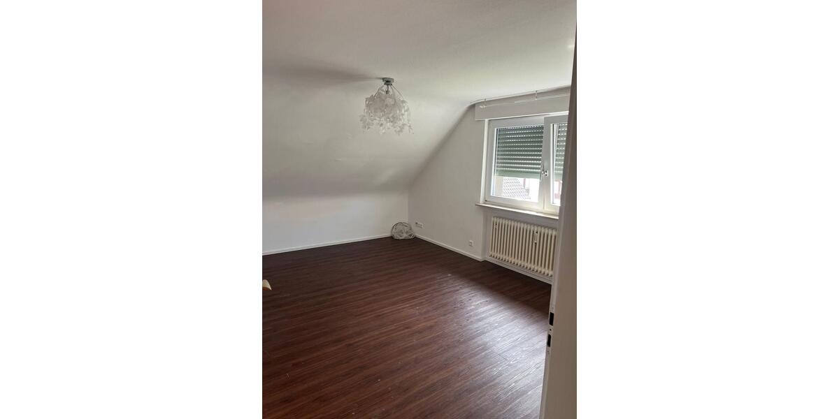 Dachgeschoßwohnung Filderstadt - 2 Zimmer, 50 m&sup2;, 950&euro; | Angebot:26325806
