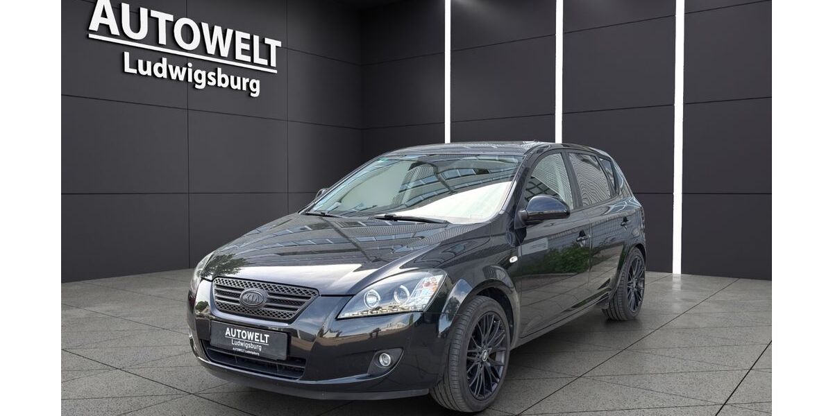Kia ceed / Ceed 102.000 km 4.900 &euro; Bietigheim-Bissingen 74321