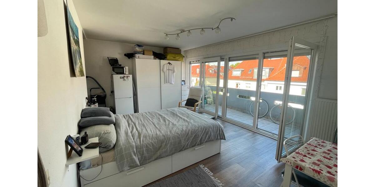 Etagenwohnung Stuttgart Luginsland - 1.5 Zimmer, 40 m&sup2;, 860&euro; | Angebot:26625620