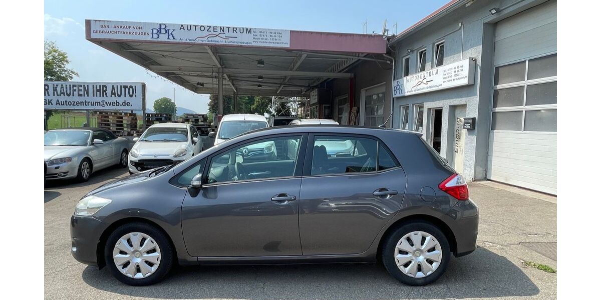 Toyota Auris 146.350 km 6.990 € Tübingen-Bühl 72072
