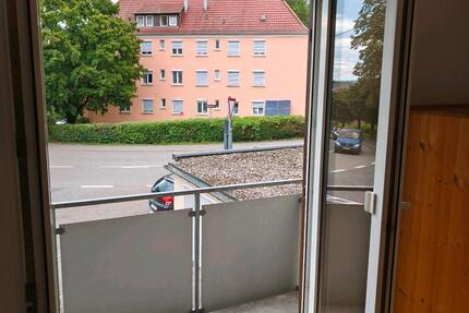 Möbliertes WG Zimmer mit Balkon in S-Ost 1 zimmer