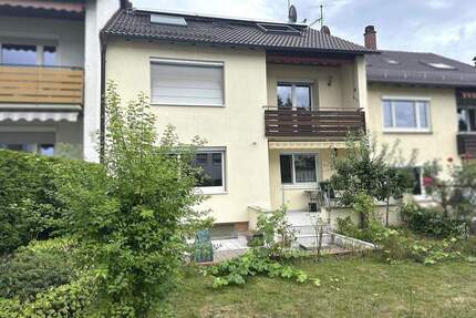 3-Familien-Reihenmittelhaus mit Garten in sehr ruhiger und bevorzugter Wohnlage! 7 zimmer