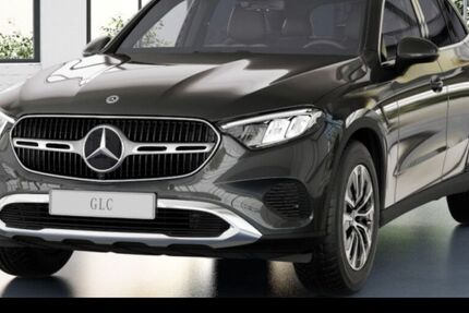 Mercedes-Benz GLC 200 9.900 km 51.990 &euro; Stuttgart 70372