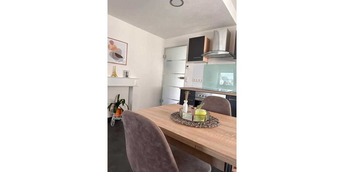 Dachgeschoßwohnung Kornwestheim - 2 Zimmer, 55 m&sup2;, 1.050&euro; | Angebot:26147811