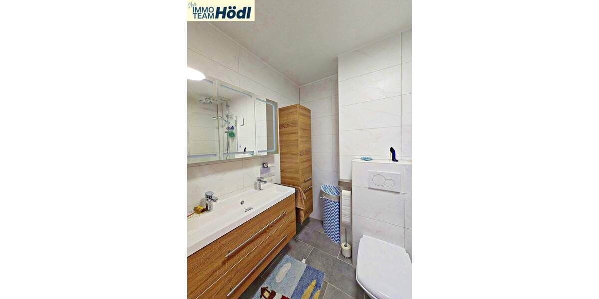 Reihenmittelhaus Reutlingen Orschel-Hagen - 5 Zimmer, 119 m&sup2;, 469.000&euro; | Angebot:25801576