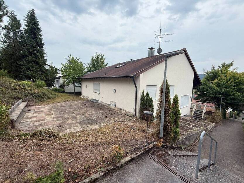 Außergewöhnliches Einfamilienhaus mit EinliegerWohnung in Remshalden zu verkaufen!