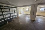 ++Haus mit 2 Wohnungen, Balkon, Küche und große Doppelgarage