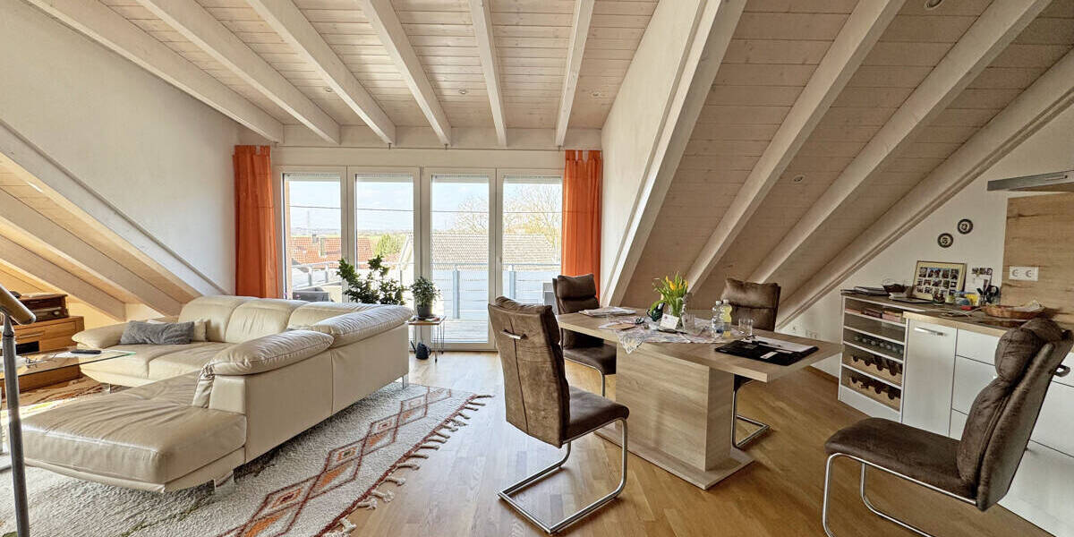 Etagenwohnung Pliezhausen / Gniebel Gniebel - 4 Zimmer, 111 m&sup2;, 423.000&euro; | Angebot:26453804