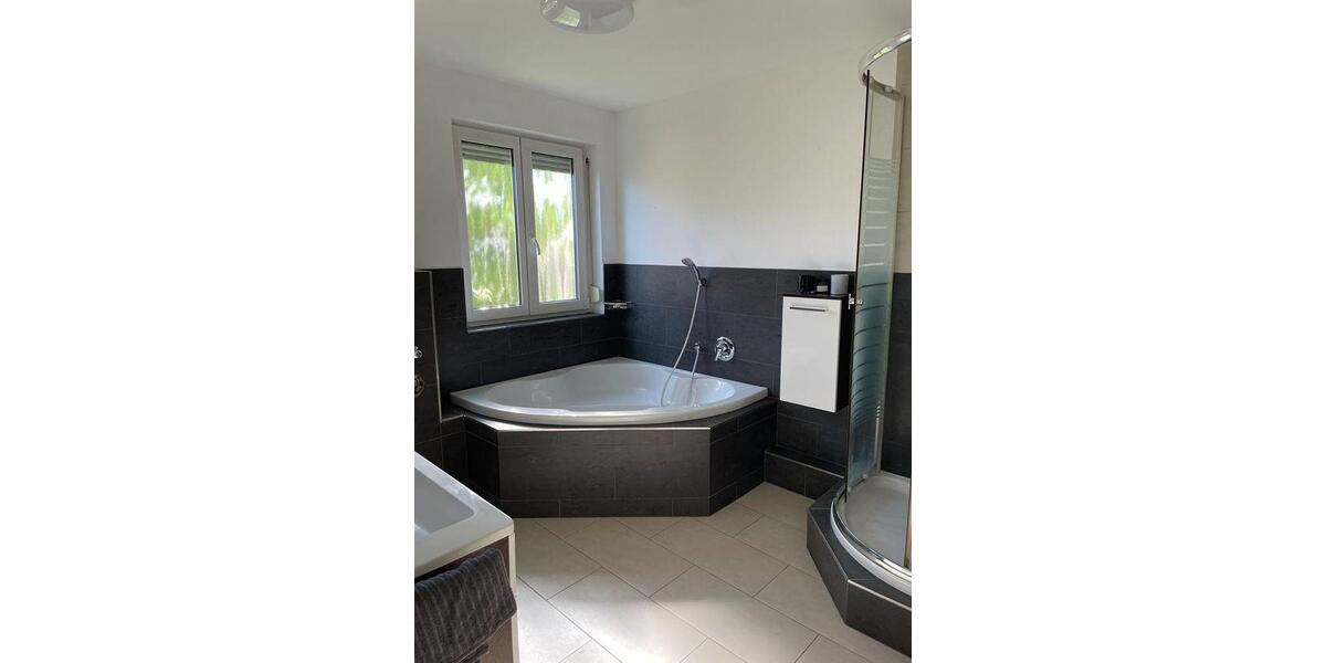 Etagenwohnung Ludwigsburg - 4 Zimmer, 118 m&sup2;, 550.000&euro; | Angebot:26251635