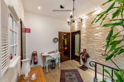 Haus Ostfildern - 6 Zimmer, 260 m&sup2;, 399.000&euro; | Angebot:27292336