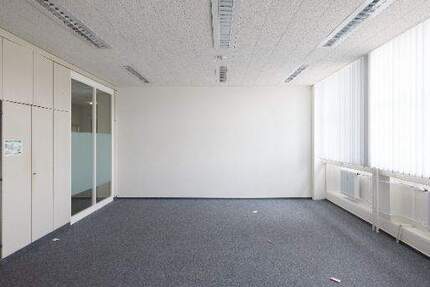 Großzügige 500 m² Bürofläche im BCW Stuttgart - sofort verfügbar zimmer