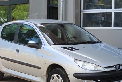 Peugeot 206 92.000 km 1.890 &euro; Stuttgart 70329