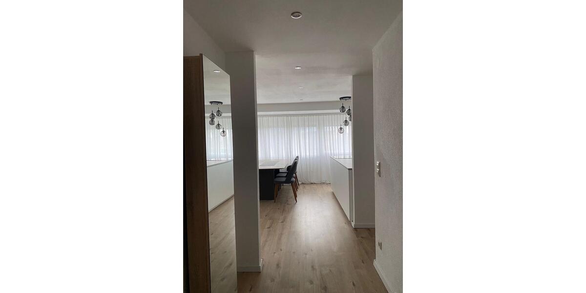 Etagenwohnung Holzgerlingen - 4 Zimmer, 100 m&sup2;, 450.000&euro; | Angebot:26149020