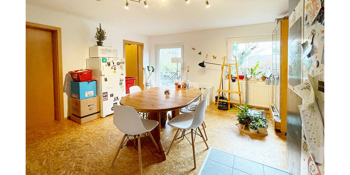 Etagenwohnung Stuttgart Büsnau - 5 Zimmer, 92 m&sup2;, 1.300&euro; | Angebot:26596761