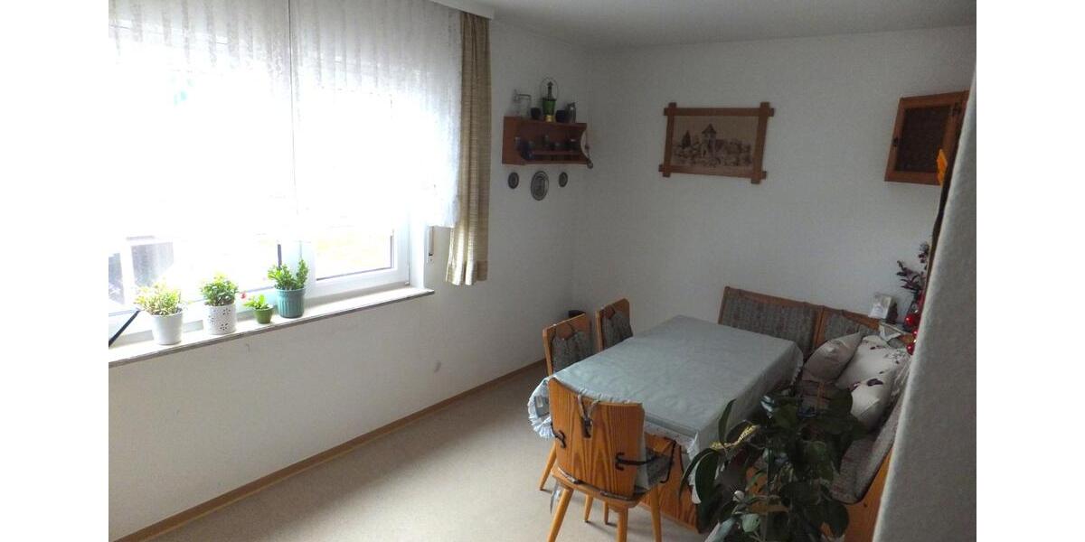 Mehrfamilienhaus, Wohnhaus Stuttgart Mühlhausen - 8 Zimmer, 188 m&sup2;, 649.000&euro; | Angebot:26749592