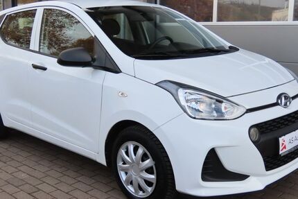 Hyundai i10 54.000 km 9.390 € Stuttgart 70329
