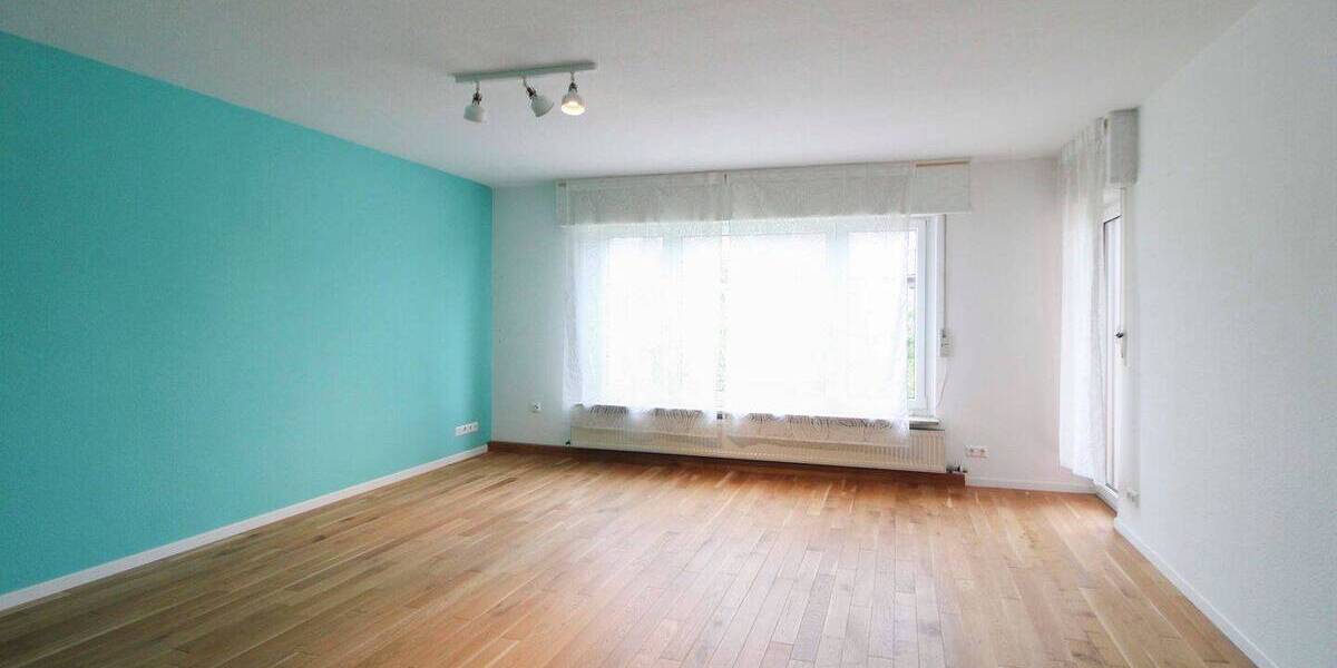 Reihenmittelhaus Stuttgart Steckfeld - 9 Zimmer, 208 m&sup2;, 765.000&euro; | Angebot:26319304