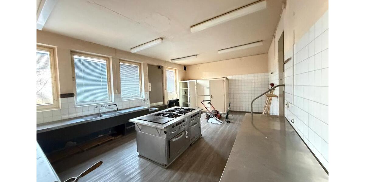 Gewerbeobjekt Ostfildern - 1.600&euro; | Angebot:24673343