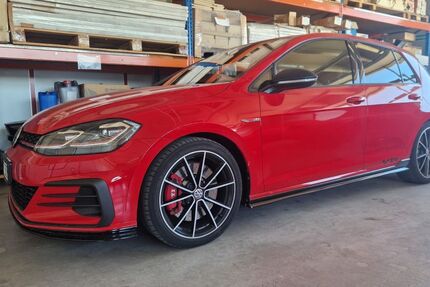 VW Golf 37.500 km 30.499 € Ditzingen 71254