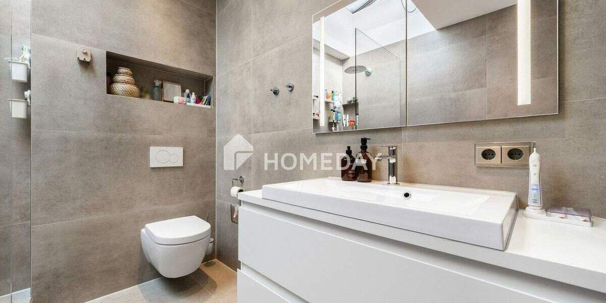 Etagenwohnung Stuttgart Feuerbach - 5 Zimmer, 145 m&sup2;, 669.000&euro; | Angebot:25820180