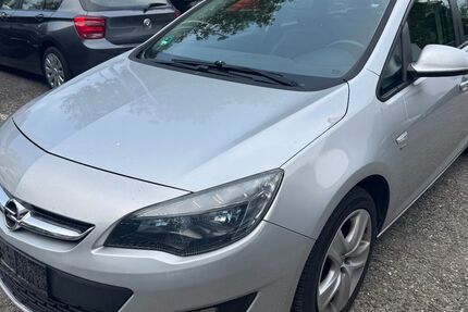 Opel Astra 162.754 km 3.999 € Reutlingen 72766