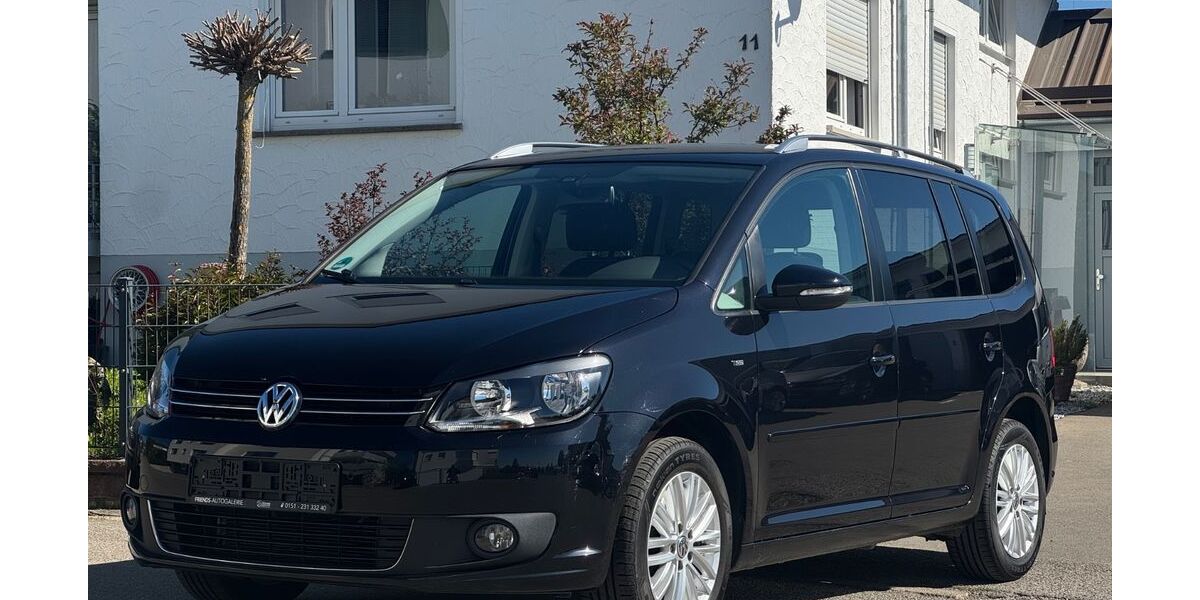 VW Touran 167.862 km 9.990 &euro; Walddorfhäslach (bei Stuttgart) 72141