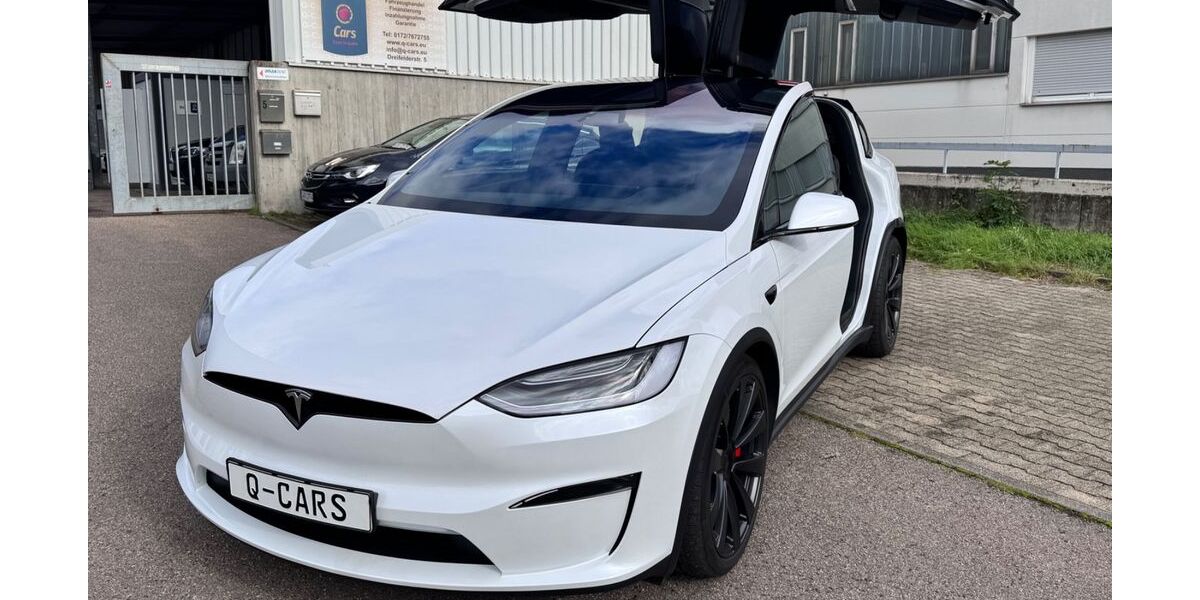 Tesla Model X 29.100 km 86.900 € Stuttgart 70599