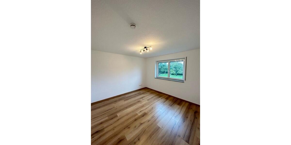 Etagenwohnung Holzgerlingen - 4.5 Zimmer, 126 m&sup2;, 1.680&euro; | Angebot:25236258