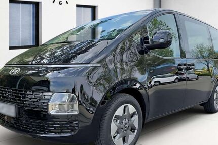 Hyundai STARIA 3.500 km 43.999 &euro; Böblingen 71034