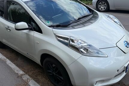 Nissan Leaf 160.000 km 3.390 &euro; Stuttgart 70178