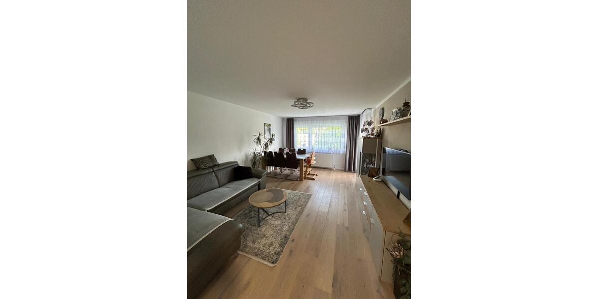 Dachgeschoßwohnung Böblingen Dagersheim - 4 Zimmer, 89 m&sup2;, 350.000&euro; | Angebot:26416729
