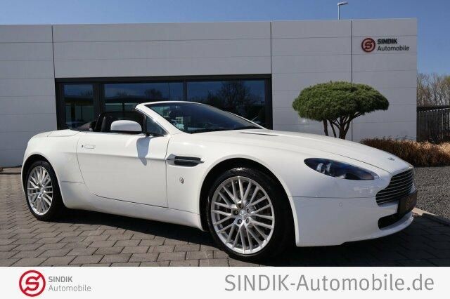V8 Vantage