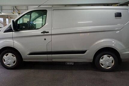 Ford Transit Custom 157.000 km 14.400 € Esslingen am Neckar 73733