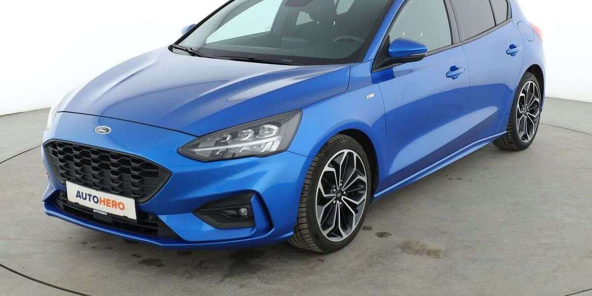 Ford Focus 105.617 km 19.340 &euro; Stuttgart 70195