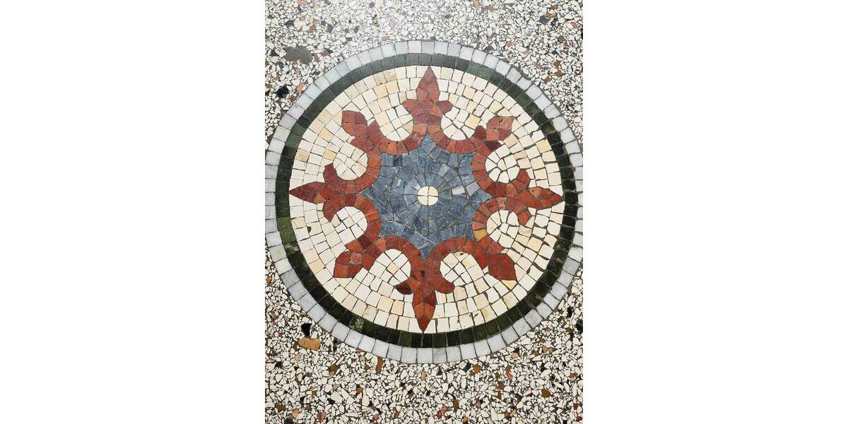 3-Zimmer-Altbauwohnung mit guter Anbindung 3 zimmer