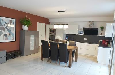 DESIGN TRIFFT AUF WOHNKOMFORT - Terrassenwohnung Sindelfingen Sindelfingen (Stadt) | Angebot:26151072