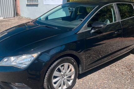 Seat Leon 112.985 km 8.490 &euro; Sindelfingen 71065