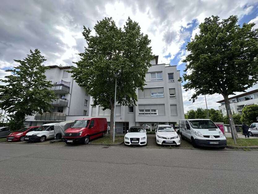 Wohnung zum Kaufen in Stuttgart 265.000 € 49 m²