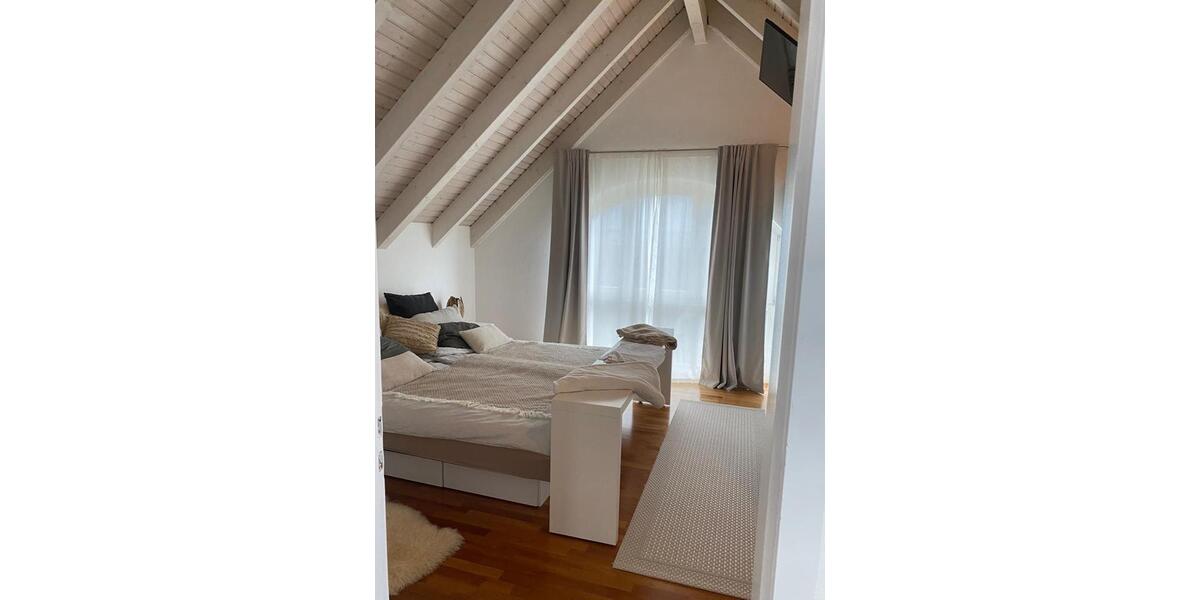 Maisonettenwohnung Filderstadt - 5 Zimmer, 145 m&sup2;, 1.700&euro; | Angebot:26288252