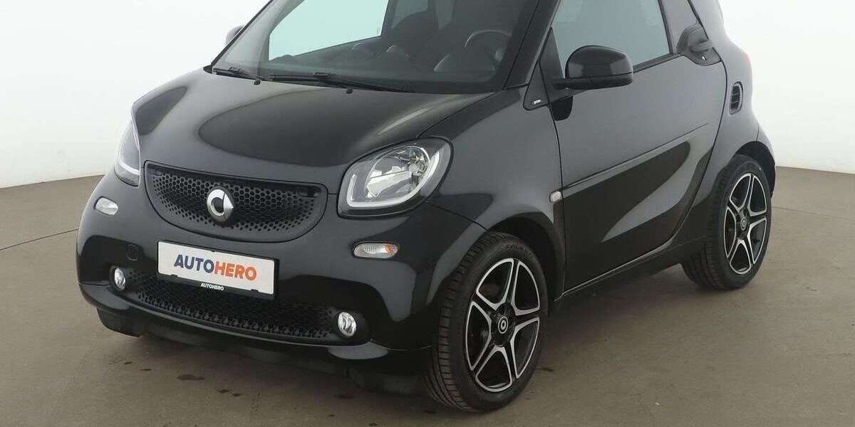 Smart forTwo 66.109 km 13.810 &euro; Stuttgart 70195