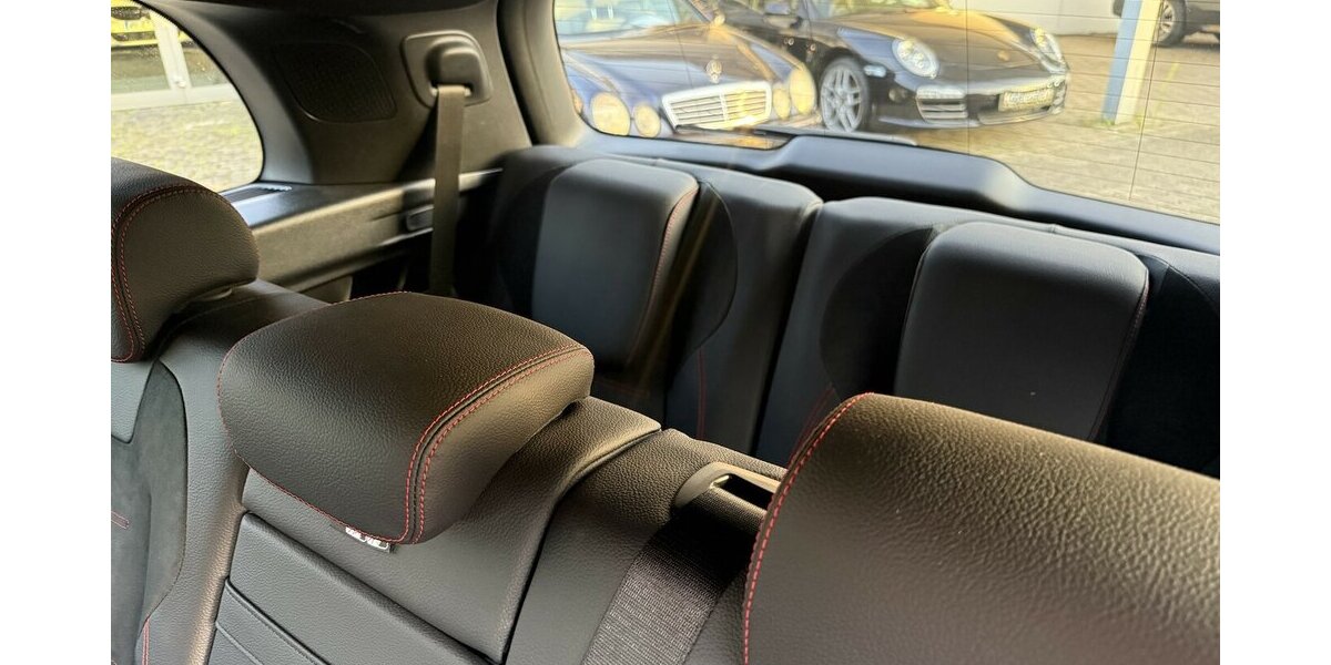 Mercedes-Benz GLB 180 *AMG,7 Sitzer,LED,Navi,MBUX,Kamera * 29.000 km 37.850 € Schorndorf 73614