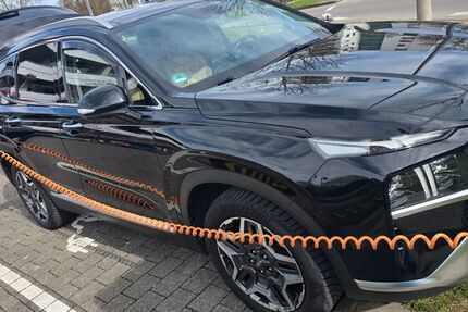 Hyundai SANTA FE 99.300 km 26.900 &euro; Bietigheim-Bissingen 74321