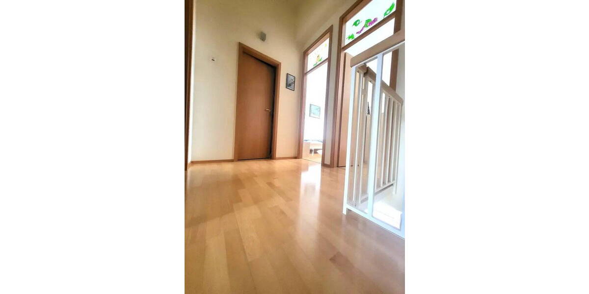 Reihenmittelhaus Stuttgart Feuerbach - 4 Zimmer, 110 m&sup2;, 679.000&euro; | Angebot:26253573