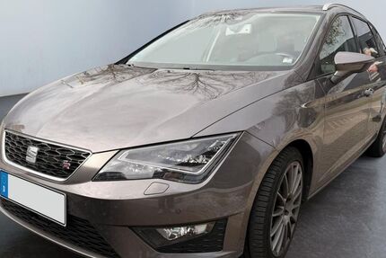 Seat Leon 68.000 km 14.490 &euro; Bietigheim-Bissingen 74321