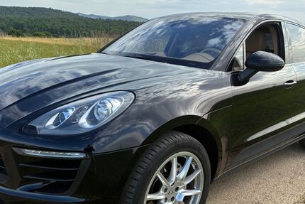Porsche Macan 123.085 km 33.400 &euro; Nürtingen 72622