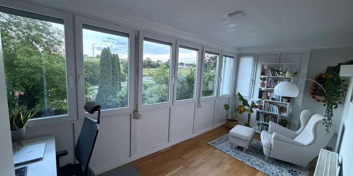 Etagenwohnung Backnang - 5 Zimmer, 134 m&sup2;, 1.490&euro; | Angebot:27125789