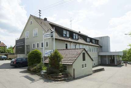 Halle in Metzingen 2.100.000 € 2019 m² zimmer