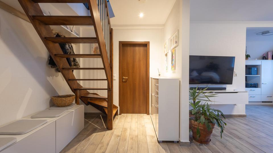 Maisonettenwohnung Ludwigsburg Oßweil - 4.5 Zimmer, 118 m&sup2;, 1.700&euro; | Angebot:26197866